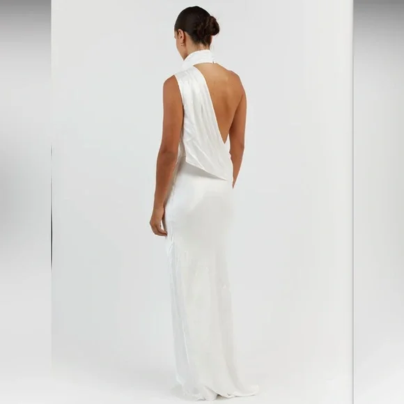 DISSH White Maxi Dress - Picture 2 of 15